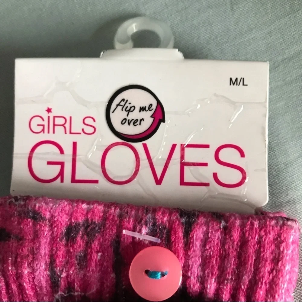 NWT Xhilaration Bundle of monkey socks and flip over gloves